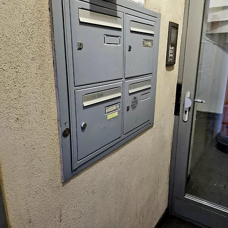 Elegante Au Coeur De Apartamento *